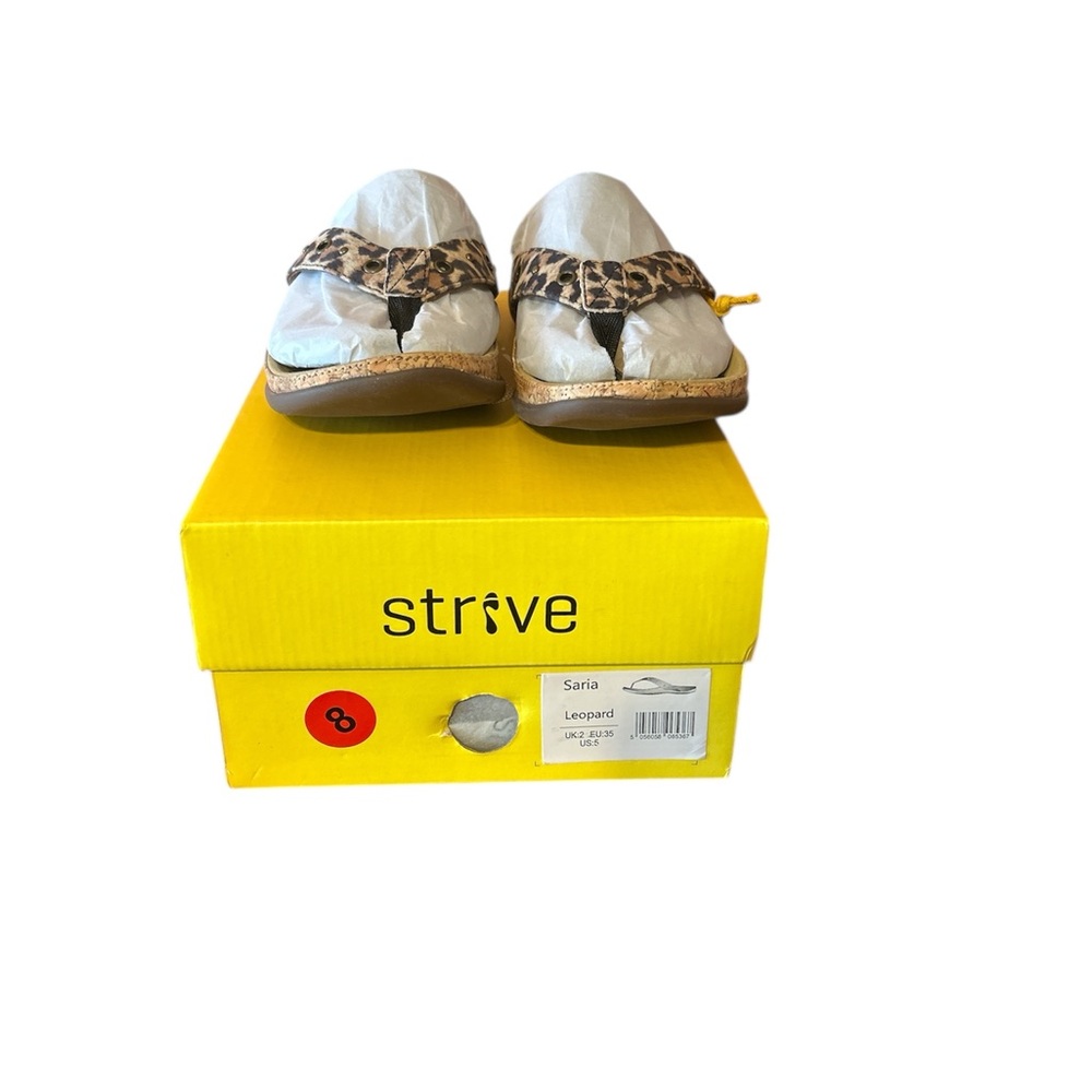 Strive Leopard Print flip flop